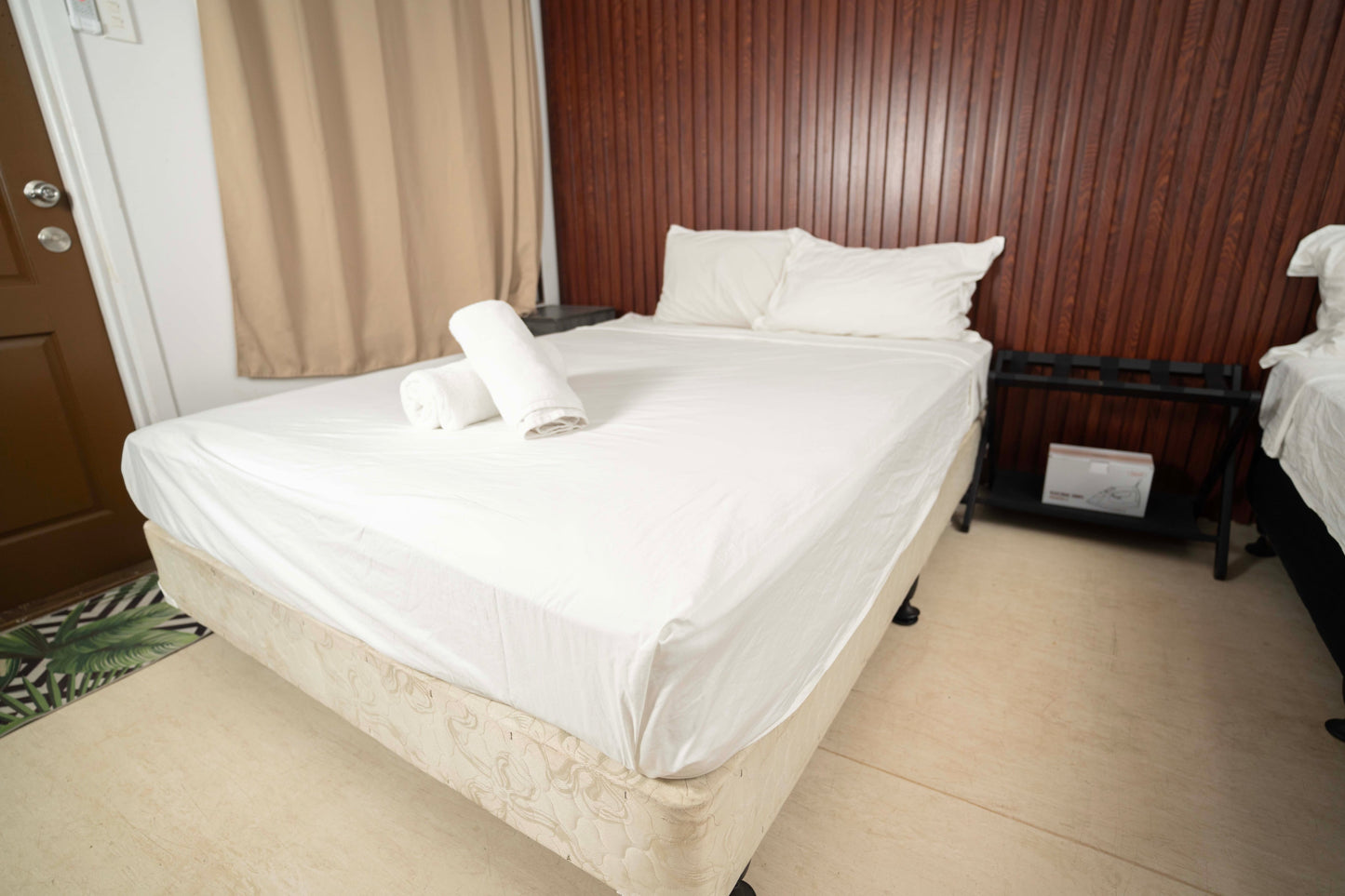 Deluxe Room with Private Bathroom, Pool View