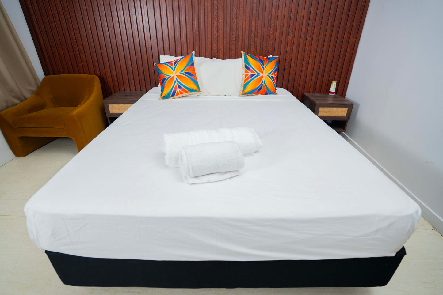 Standard Single Room with Private Shower, Pool View