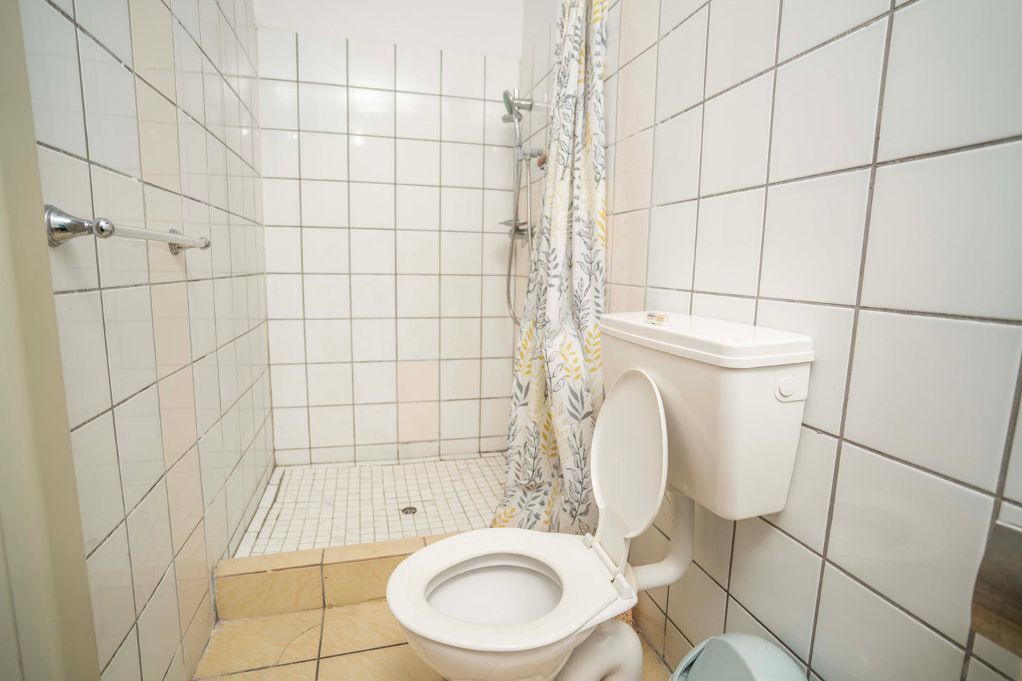 Deluxe Room with Private Bathroom, Pool View